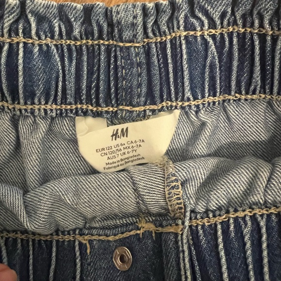 Lot of 2 H&M skirts size 6-7 girls - Picture 2 of 2